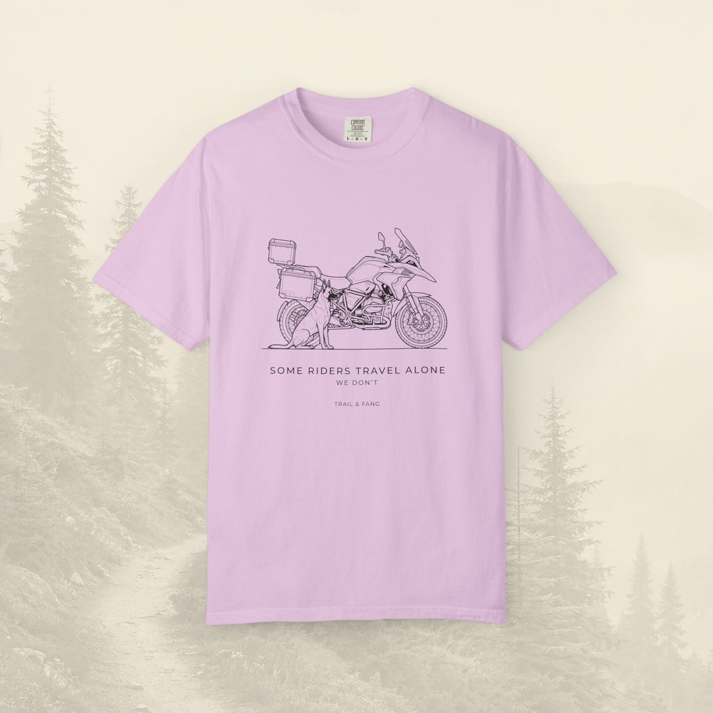 T-shirt moto d'aventure « Certains motards voyagent seuls »