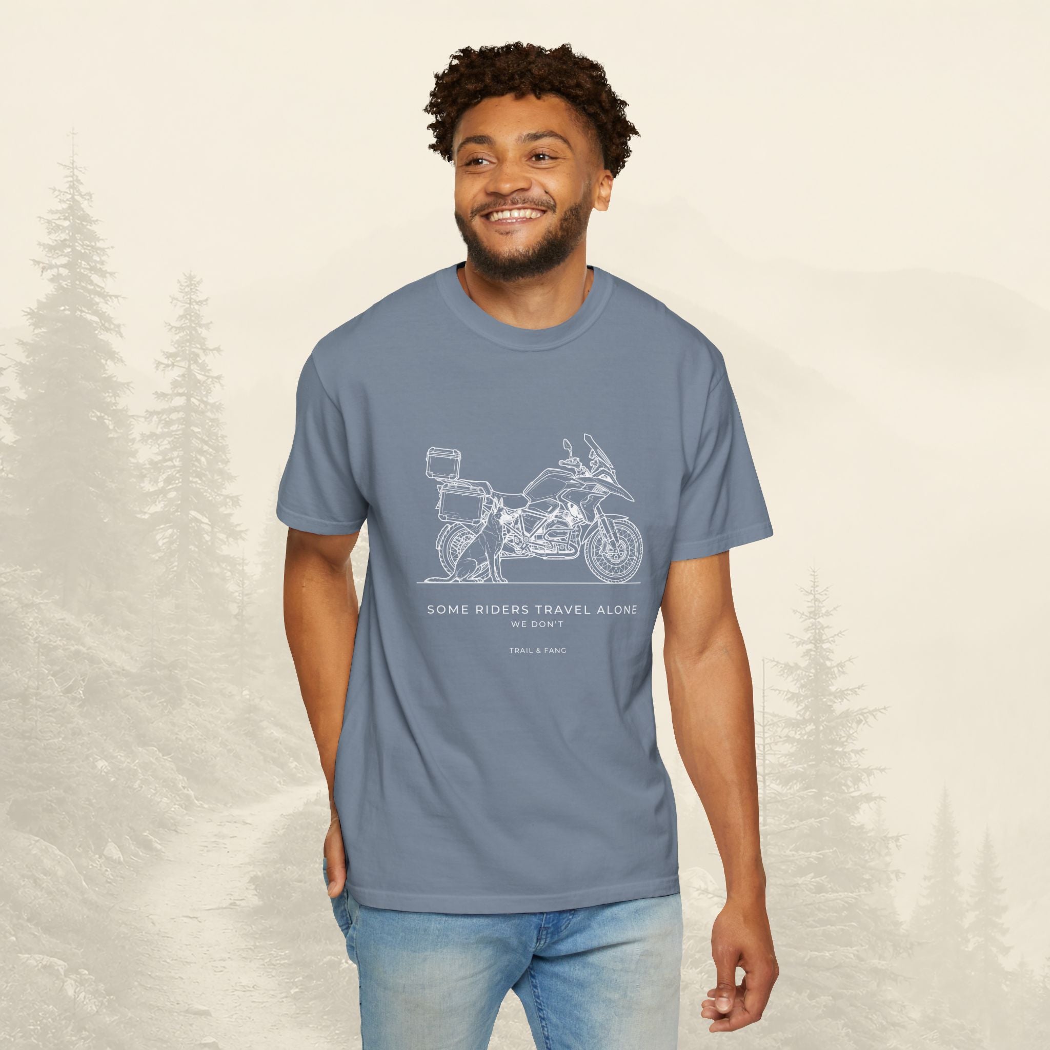 T-shirt moto d'aventure « Certains motards voyagent seuls »
