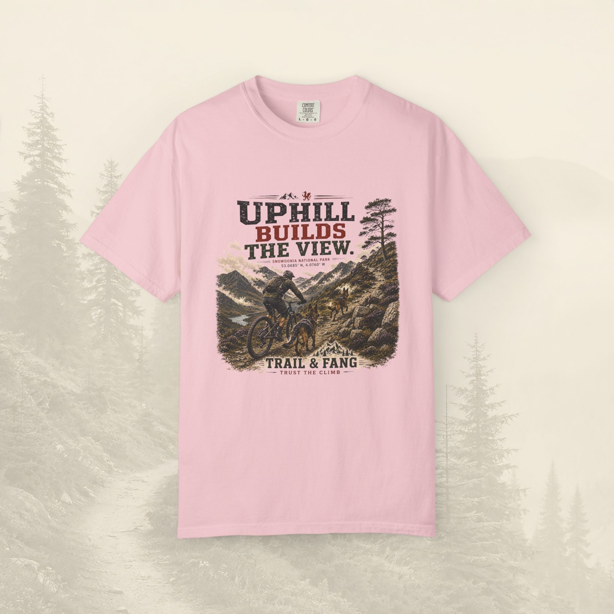 Le t-shirt « À force de monter, on découvre la vue »