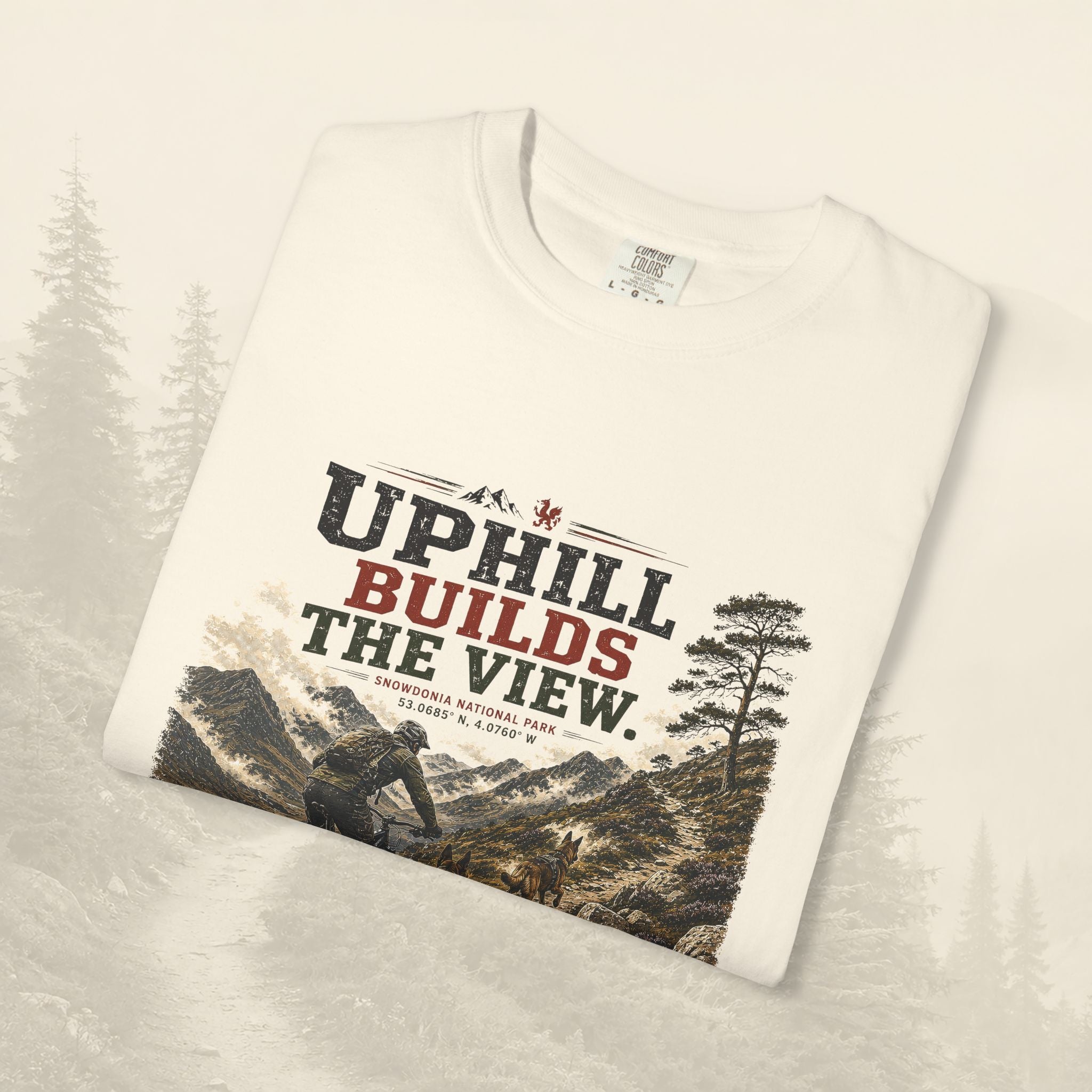 Le t-shirt « À force de monter, on découvre la vue »