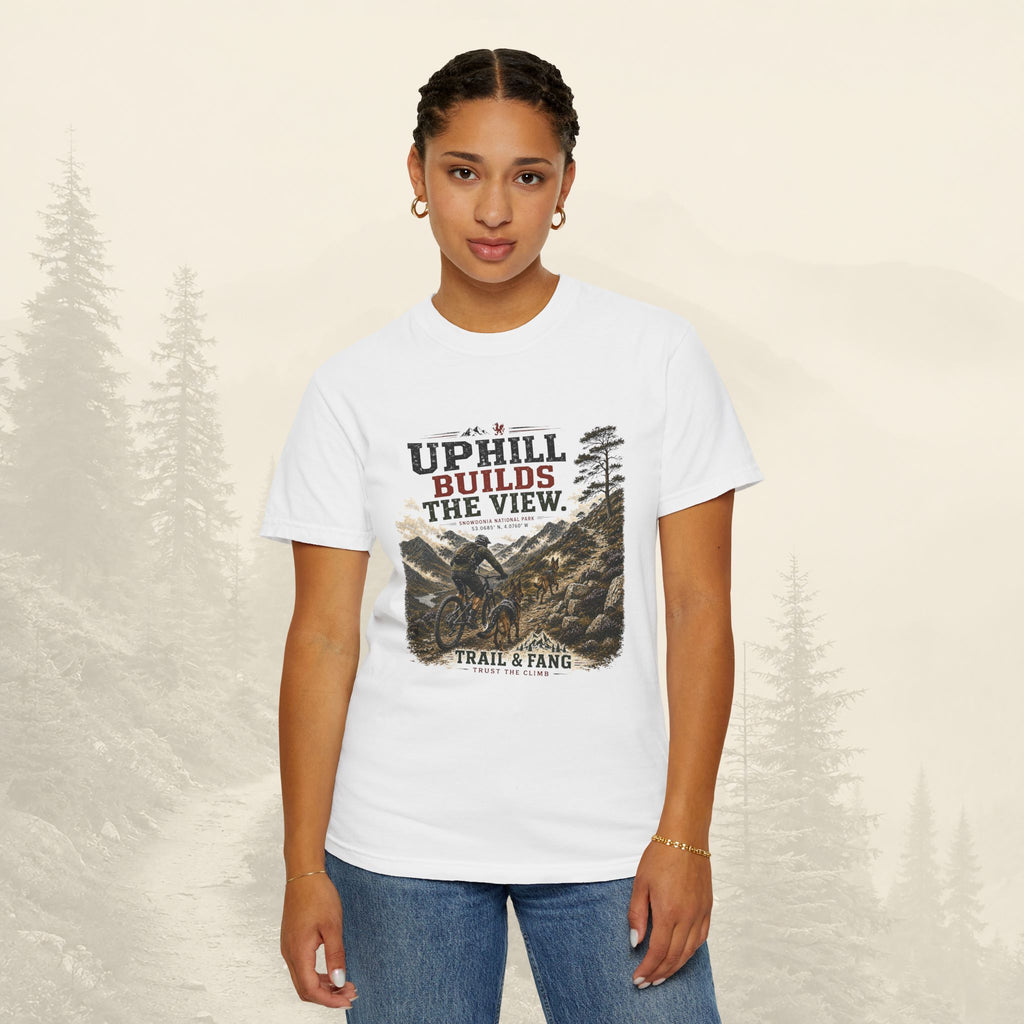 Le t-shirt « À force de monter, on découvre la vue »