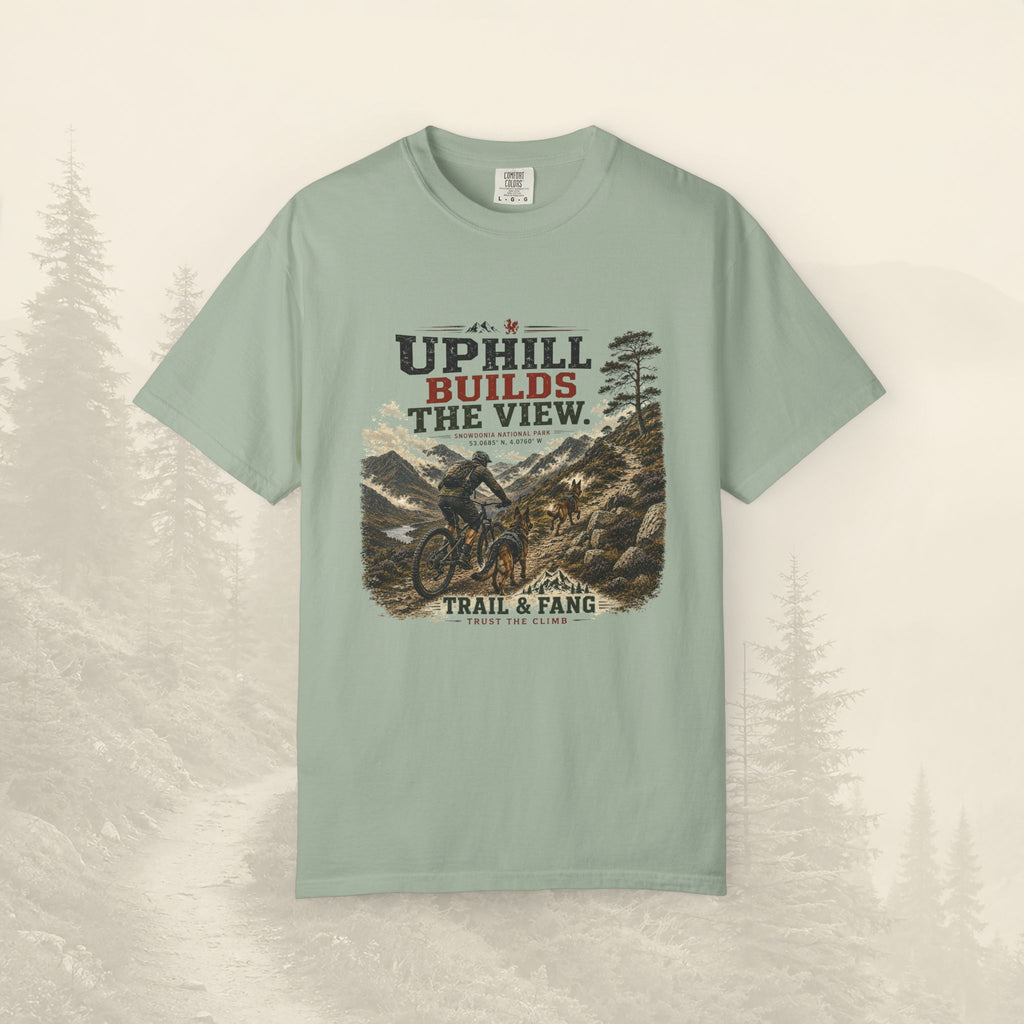 Le t-shirt « À force de monter, on découvre la vue »