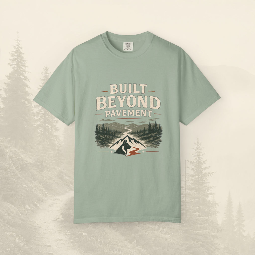 T-shirt Conçu au-delà des sentiers battus
