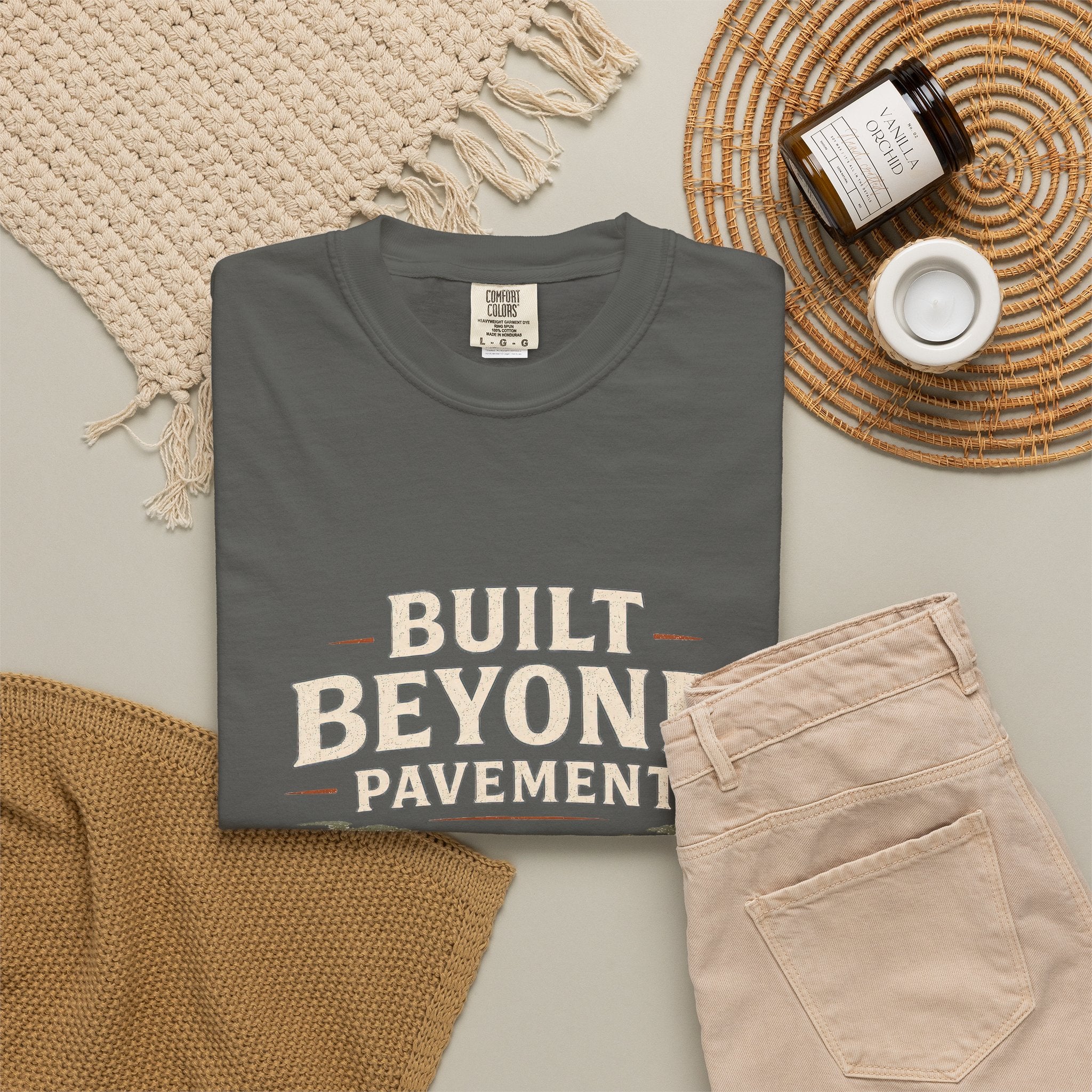 T-shirt Conçu au-delà des sentiers battus