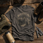 T-shirt Graphique "Wild Roads Only"