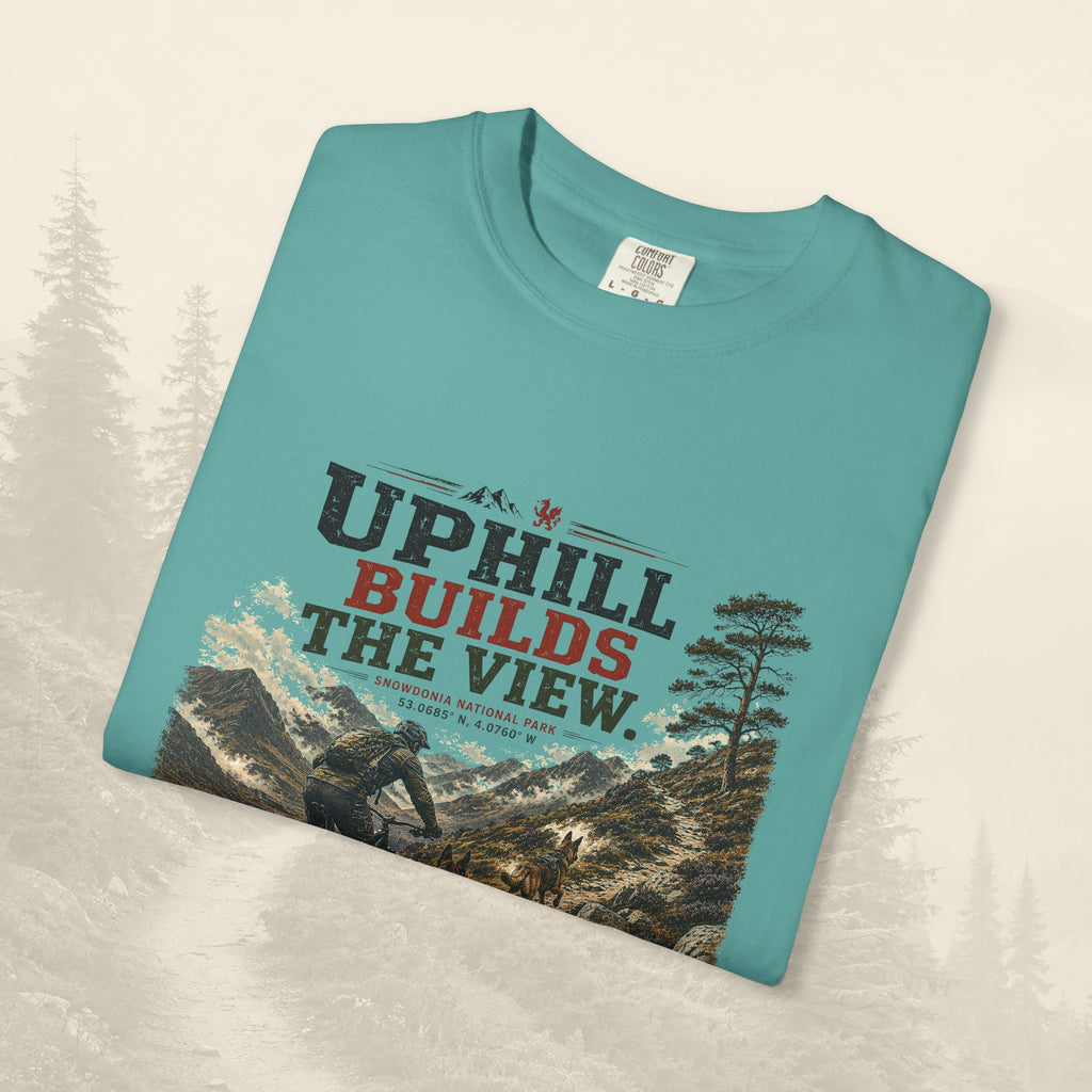 Le t-shirt « À force de monter, on découvre la vue »