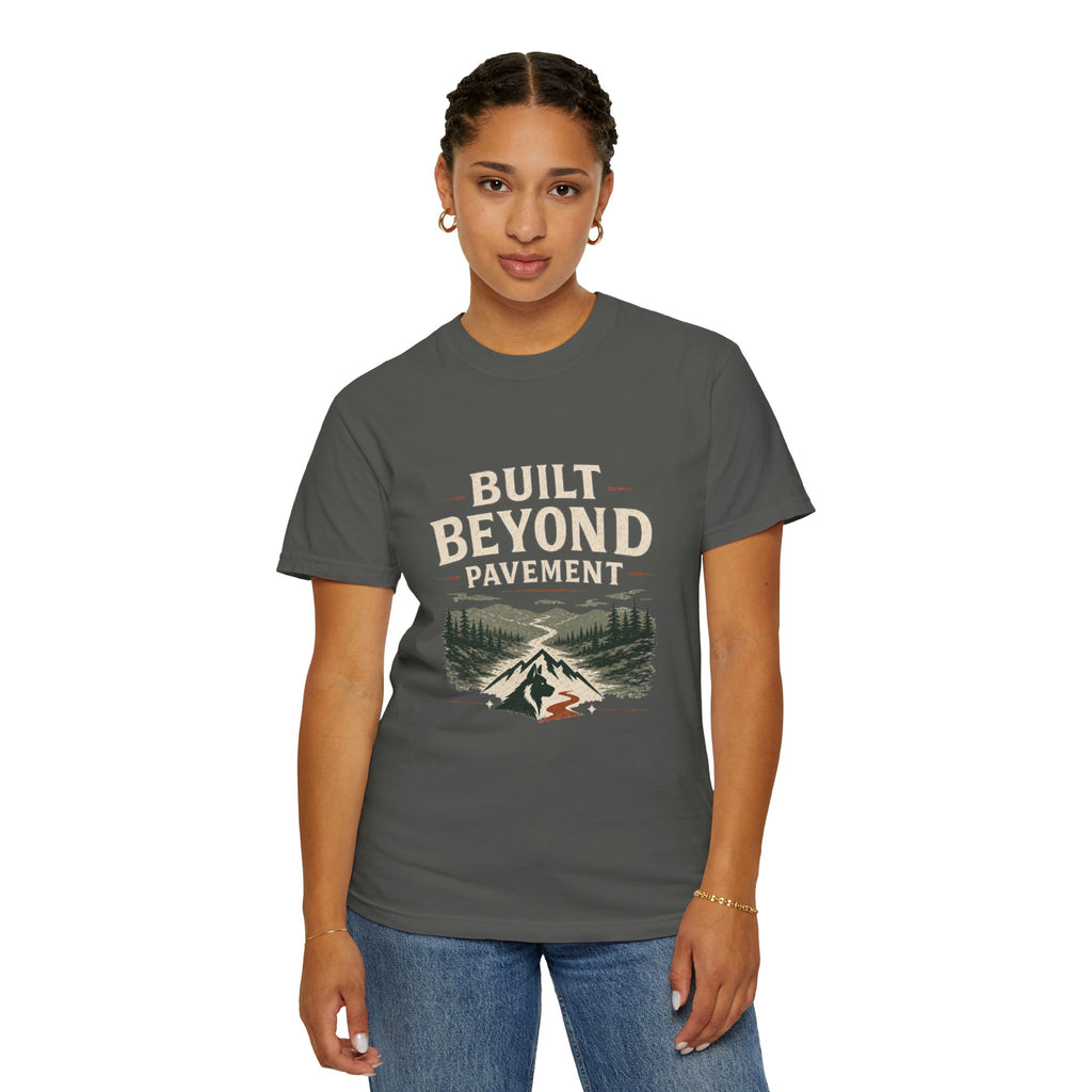 T-shirt Conçu au-delà des sentiers battus