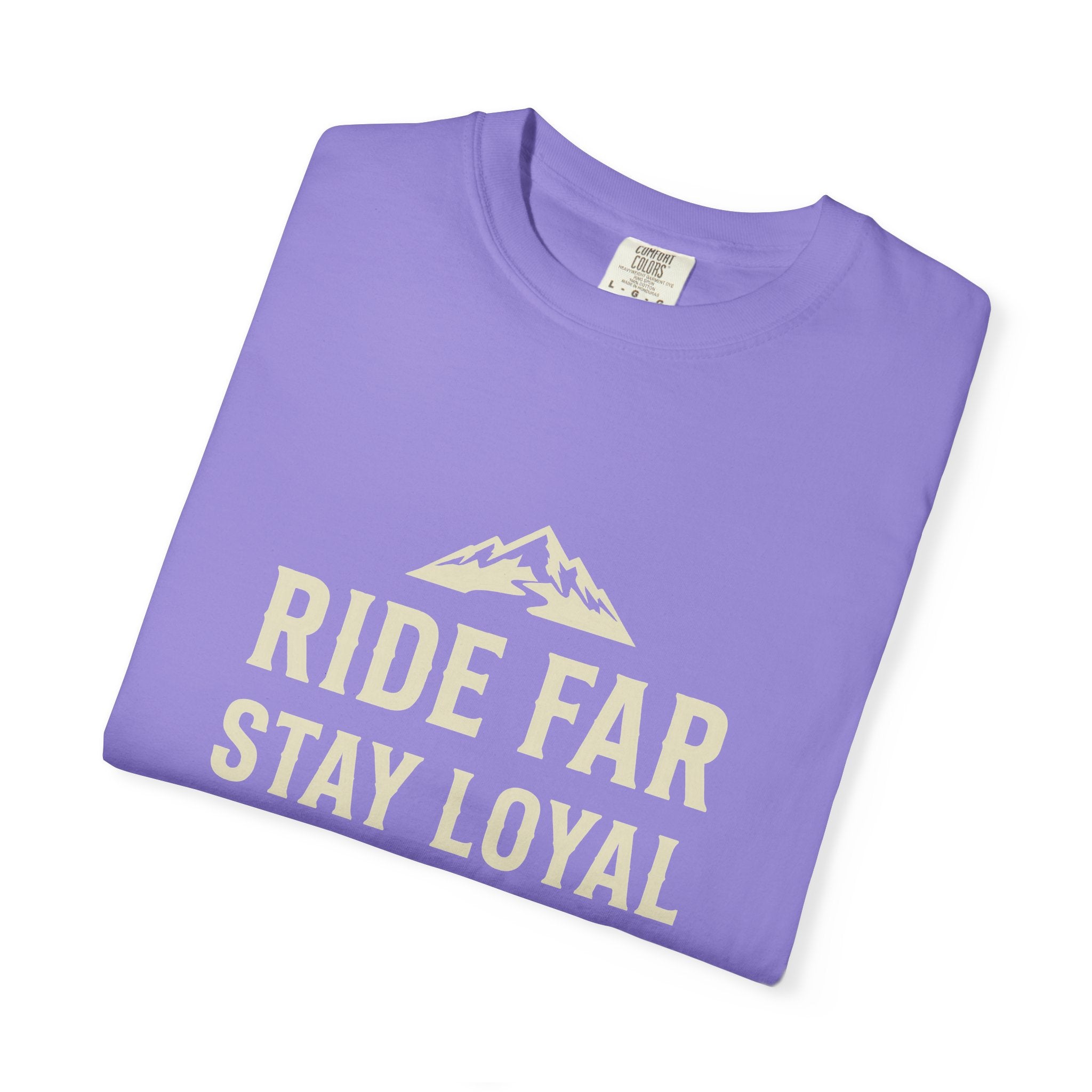 T-shirt « Ride Far Stay Loyal » — T-shirt graphique Montagne Aventure