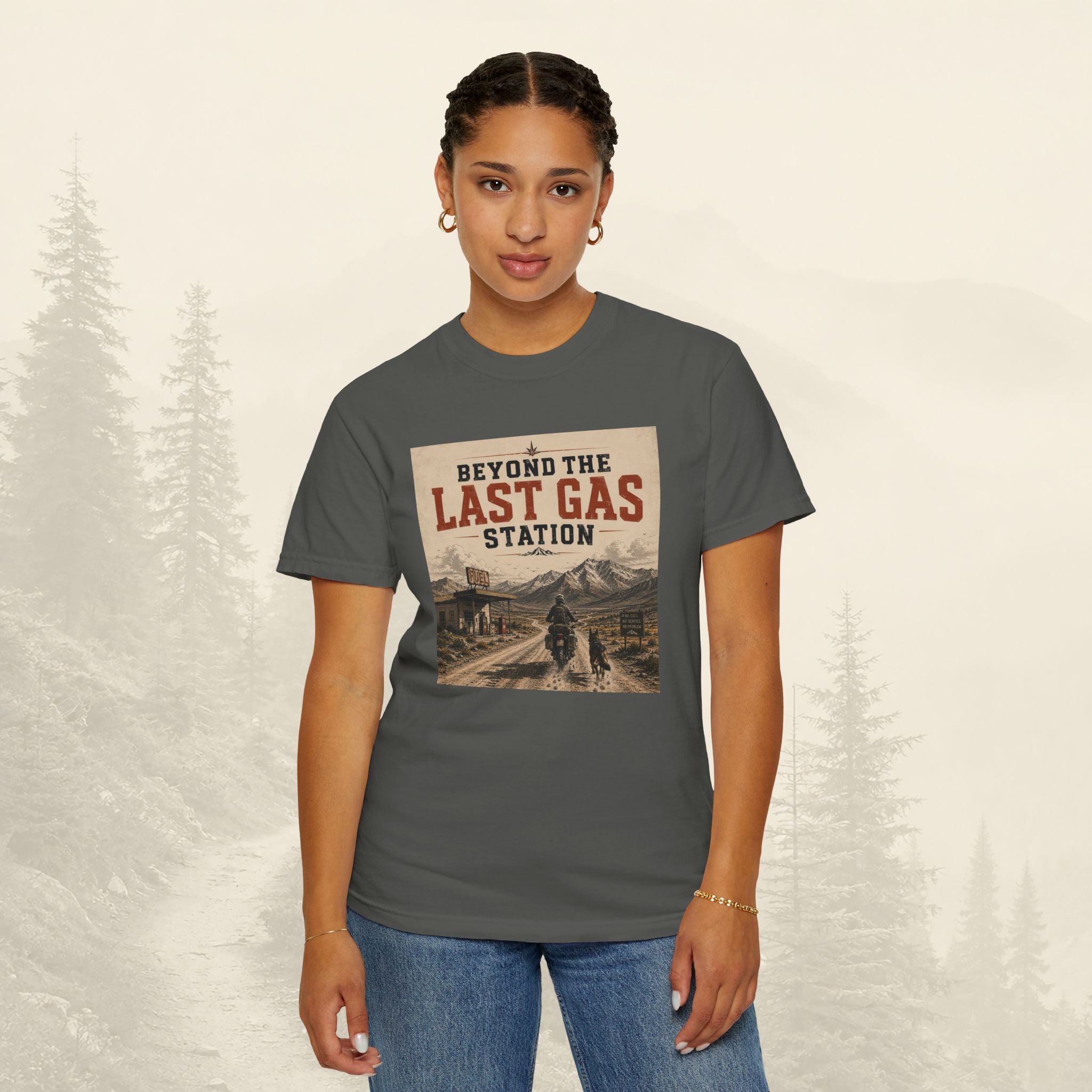 T-shirt Au-delà de la dernière station-service