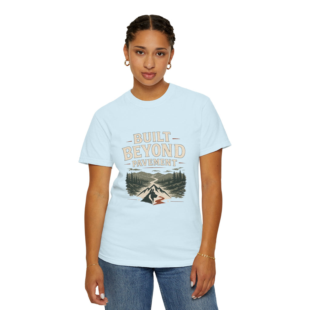 T-shirt Conçu au-delà des sentiers battus